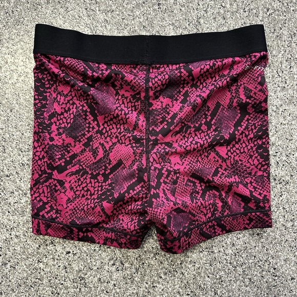 Nike Pro Spandex Shorts Womens M Pink Snake Print Compression 3" - Picture 5 of 8